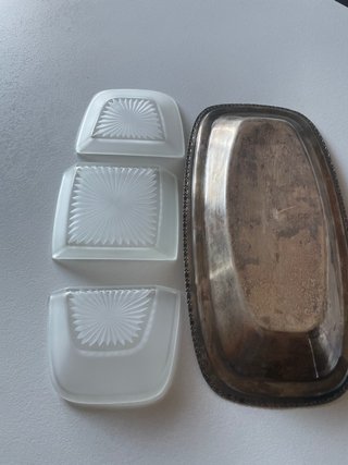 Piatto antipasti vintage scomparti con posate