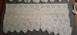 Manteles crochet blanco, turquesa y rosa
