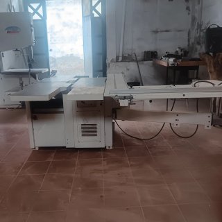 Taladro de columna para carpintería