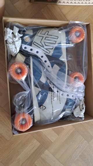 Patines KRF 4 Ruedas Talla 39