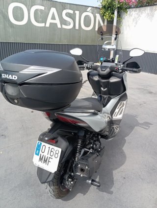 Zontes D 350 Maxi Scooter