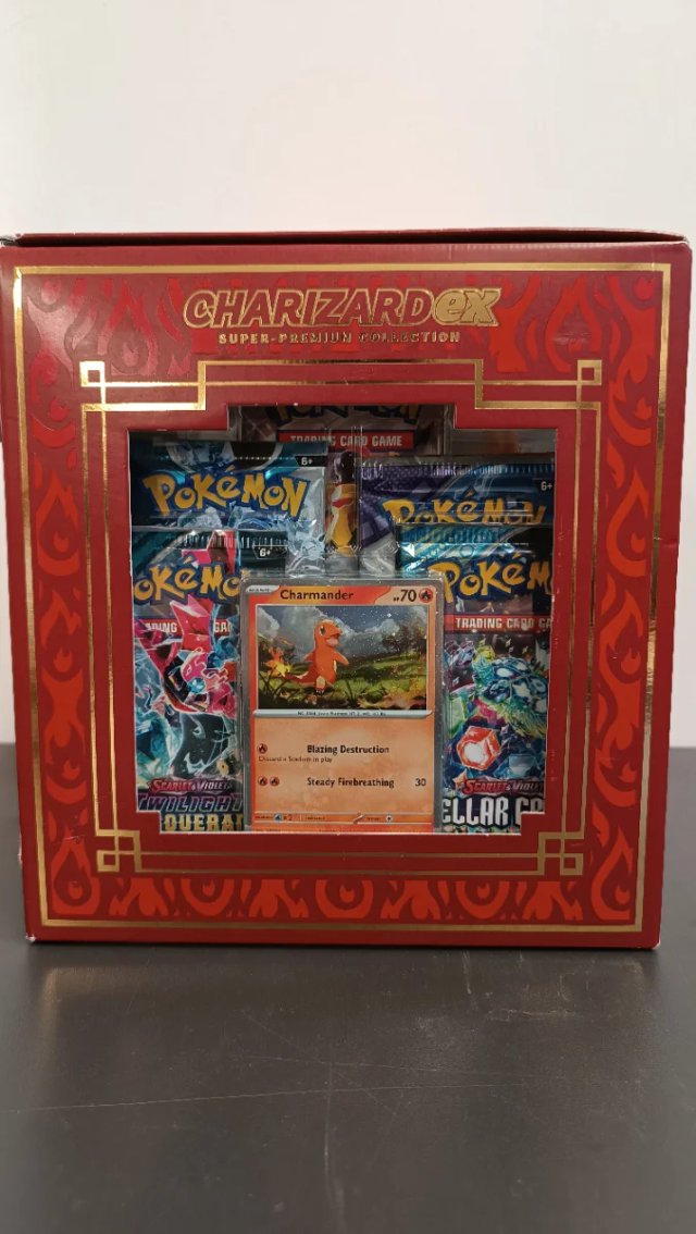 POKÉMON Charizard EX Super Premium Collection