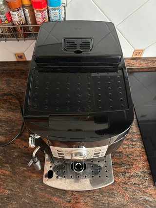 Cafetera DeLonghi Magnifica S Automática