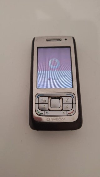 Nokia E65 Plata