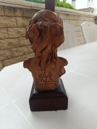 Busto G. GUSELLA