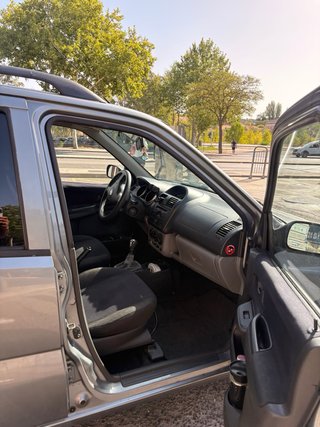 Suzuki Ignis 2006