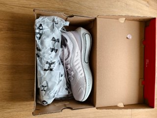 Zapatillas deportivas Under Armour talla 39