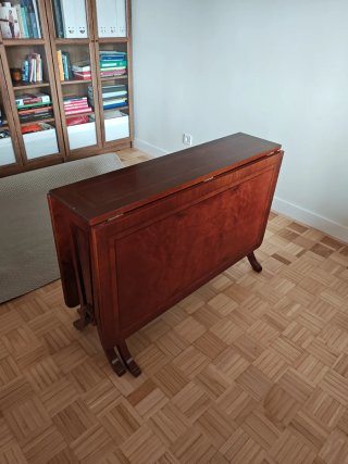 Mesa comedor plegable madera castellana
