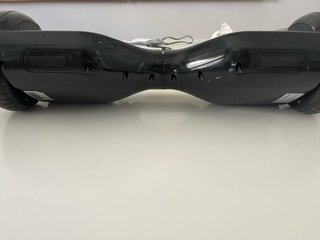 Hoverboard Negro con cargador incluido