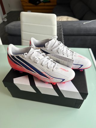 Botas Futbol Adidas F50 Hyperfast Club FG/MG