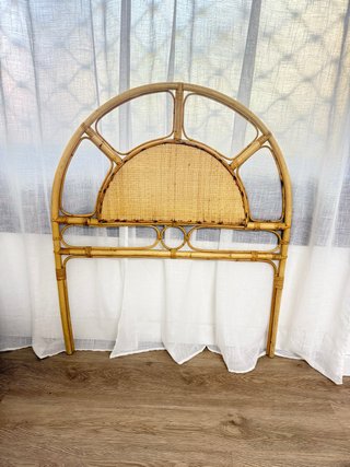 Cabecero de bambú y ratán vintage