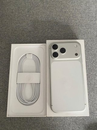 iPhone 17 Pro Max Plata Nuevo