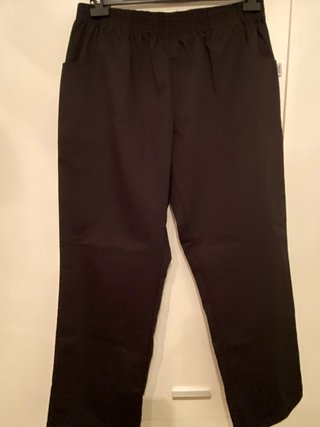 Pantalón negro tela