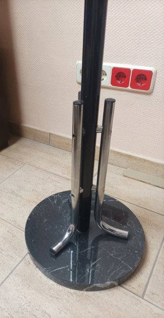 Perchero Acero Inox Base Mármol