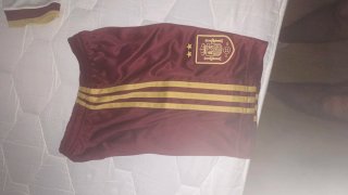 CAMISETA ESPAÑA 2 ESTRELLAS CUCURELLA DE NIÑO TAL