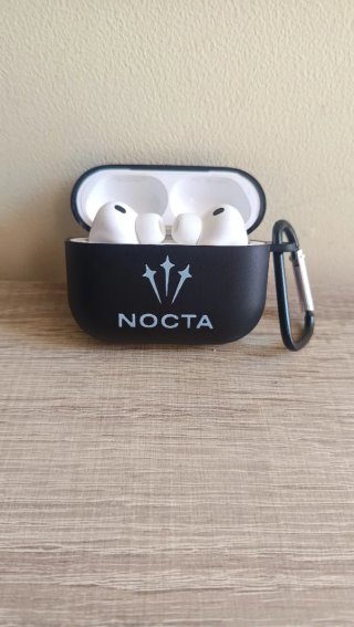 Airpods Pro 3 Funda Negra NOCTA