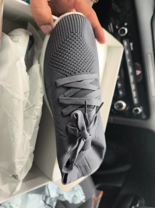 Zapatillas Nuevas vendo por equivocación de talla