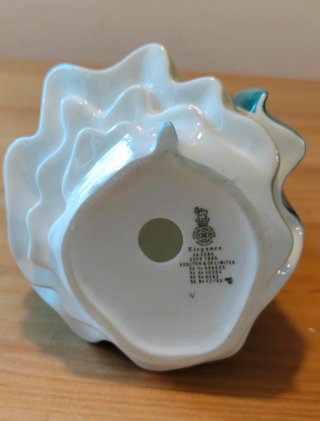 Figura porcelana Royal Doulton Elegance
