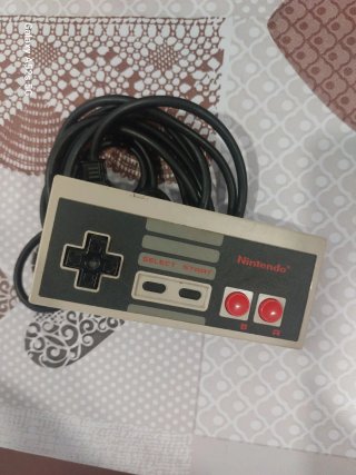 Consola Nintendo NES Gris