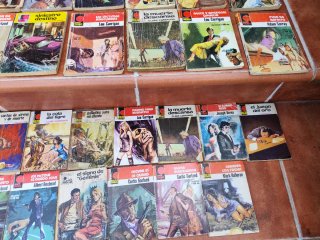 37 Novelas Punto Rojo de misterio
