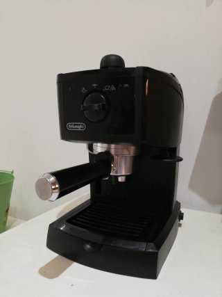 Cafetera Espresso DeLonghi para  piezas