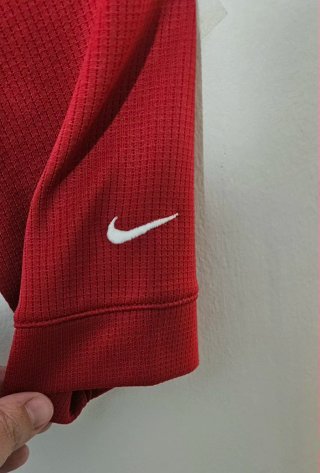 Polo Nike Rojo Manga Larga Y2K