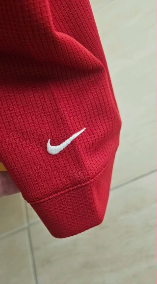Polo Nike Rojo Manga Larga Y2K