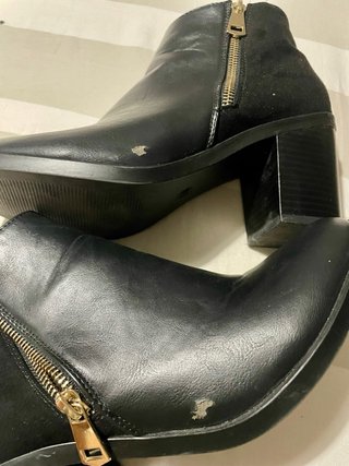 Stivaletti neri tacco largo con zip 38