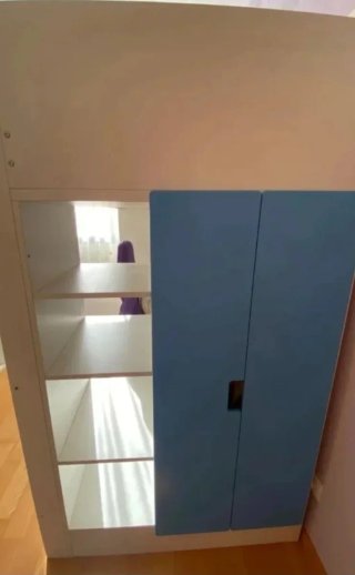 Cama litera con escritorio para niño