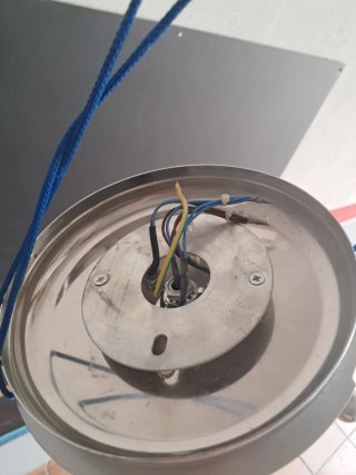 Lámpara araña metalica diseño tulipas