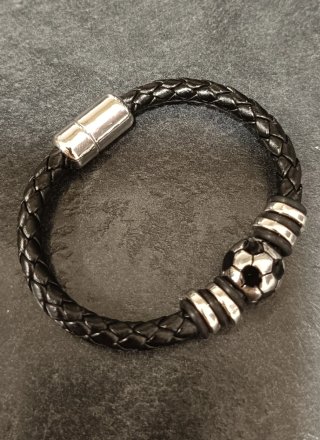 Pulsera trenzada cuero con balón fútbol 19 CMS.