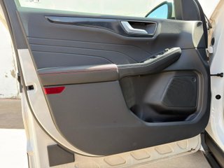Ford Kuga ST-Line X 2.5 Duratec FHEV Auto