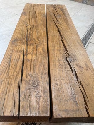 Mesa de centro rústica de madera