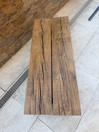 Mesa de centro rústica de madera