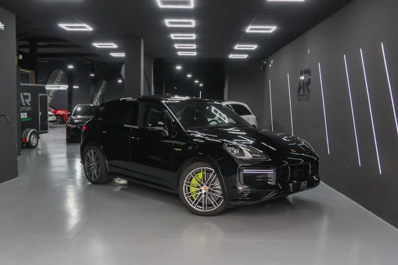 Porsche Cayenne 2022