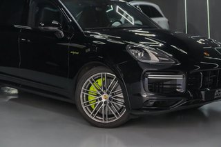 PORSCHE Cayenne 4.0 680 HK Turbo S E-Hybrid 2022