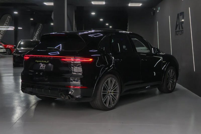 Porsche Cayenne 2022, foto 16