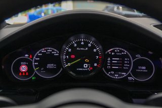 PORSCHE Cayenne 4.0 680 HK Turbo S E-Hybrid 2022