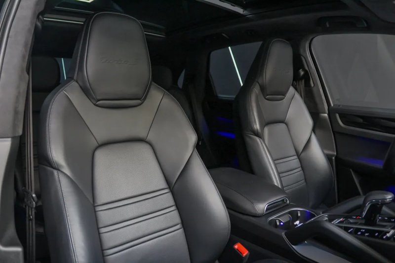 Porsche Cayenne 2022, foto 33
