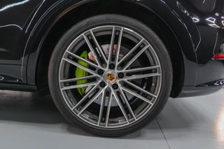 PORSCHE Cayenne 4.0 680 HK Turbo S E-Hybrid 2022