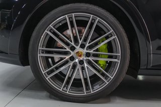PORSCHE Cayenne 4.0 680 HK Turbo S E-Hybrid 2022