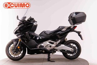 HONDA FORZA 750