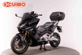 HONDA FORZA 750