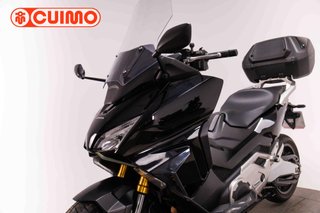 HONDA FORZA 750