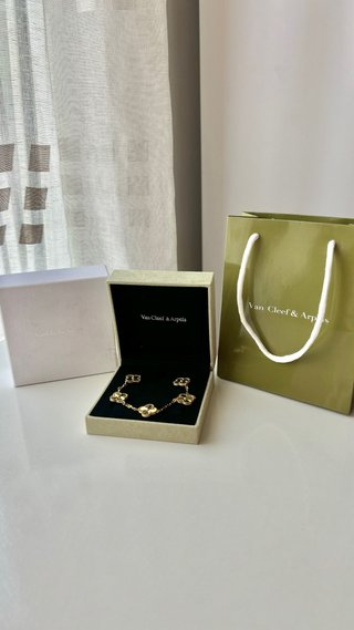 Pulsera Van Cleef & Arpels Oro