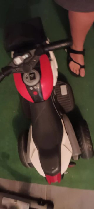 Moto eléctrica infantil 3 ruedas