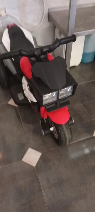 Moto eléctrica infantil 3 ruedas