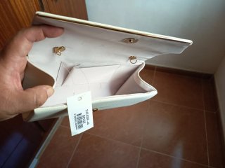 Bolso de fiesta beige y dorado
