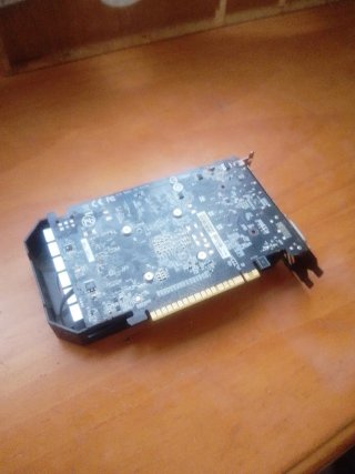 Tarjeta Gráfica Gigabyte GTX 1050 Ti (para piezas)