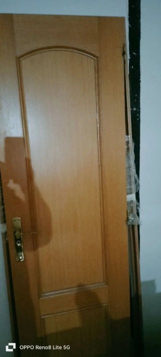 Puerta de interior de madera